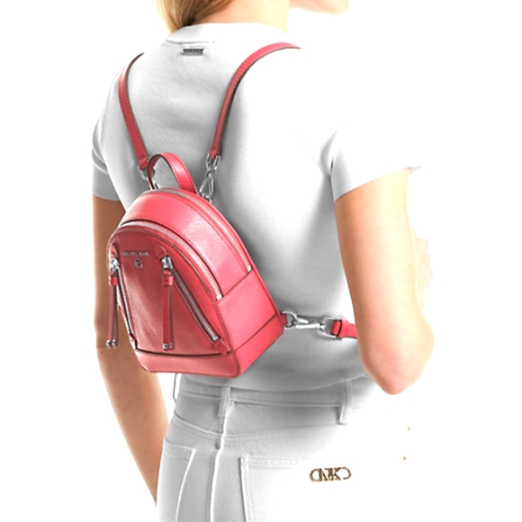 1 HOUR Sale!! Authentic Michael Kors Brooklyn Mini Adjustable Backpack - Picture 2 of 10